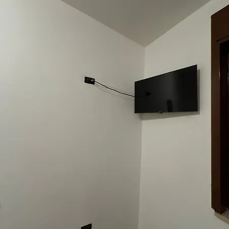 La Casa Di Giuliana Nyaraló Palmi